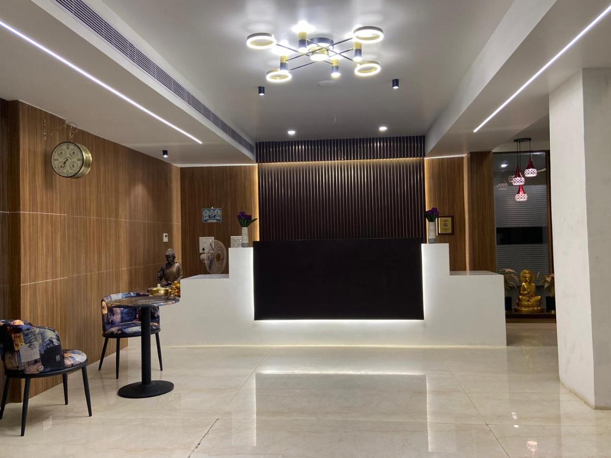 Hotel Sivas Regency Theni Kültér fotó