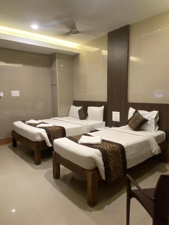 Hotel Sivas Regency Theni Kültér fotó